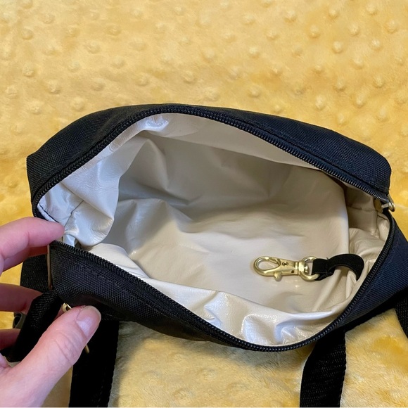 Canvelle Women's Black Crossbody Belt Bag G-68883955 Size Original NWT - Picture 7 of 9